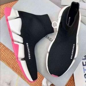 Balenciagas women size 9 (39)